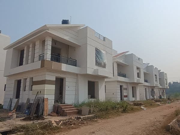 Phase 3 Ebony outside painting work in progress  as on 07.12.2025