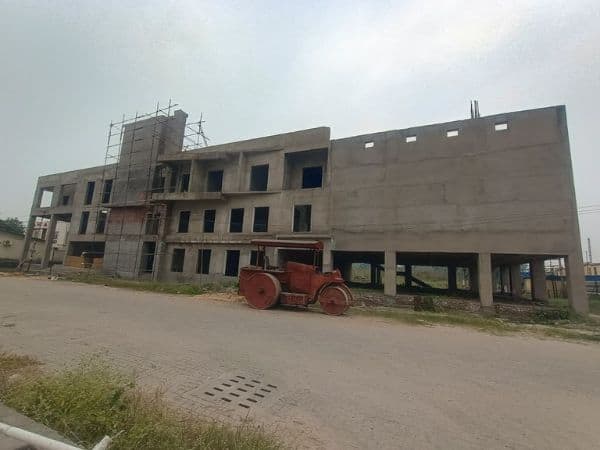 OPAL CLUB HOUSE OUTER PLASTER WORK COMPLETED AND FLOORING WORK IN PROGRESS AS ON JAN2026